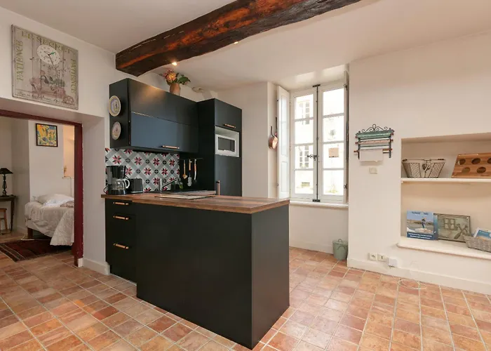 Au Coeur De - Intra Muros 度假居