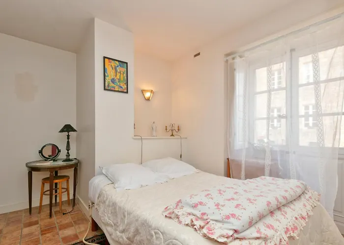 Au Coeur De - Intra Muros 盖朗德