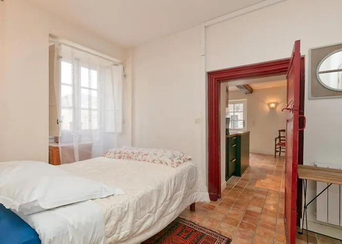 Au Coeur De - Intra Muros